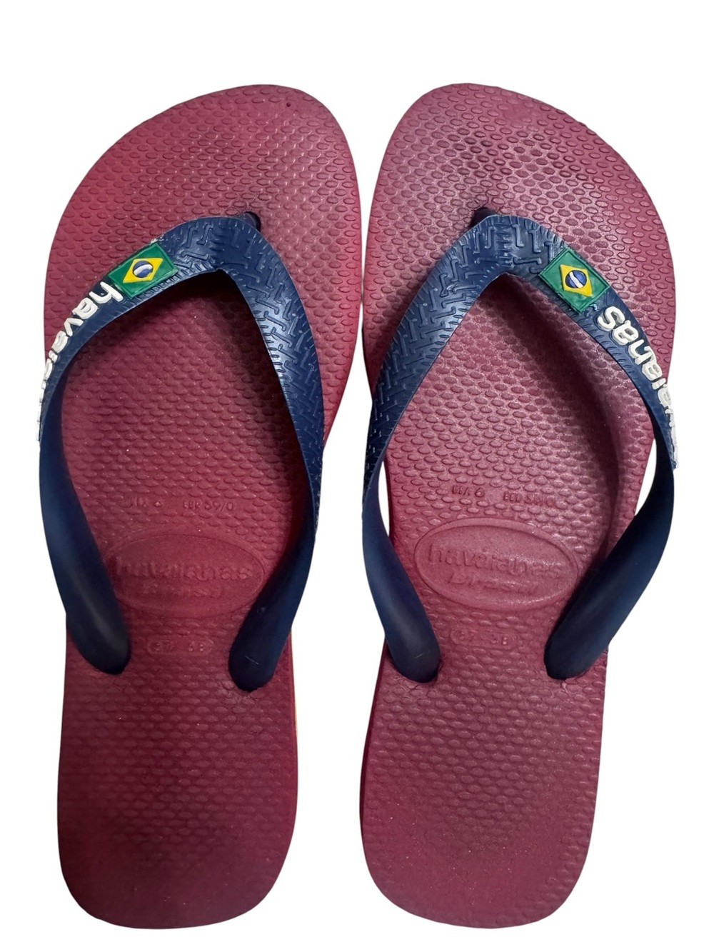 HAVAIANAS Slim Flip Flops in red and blue